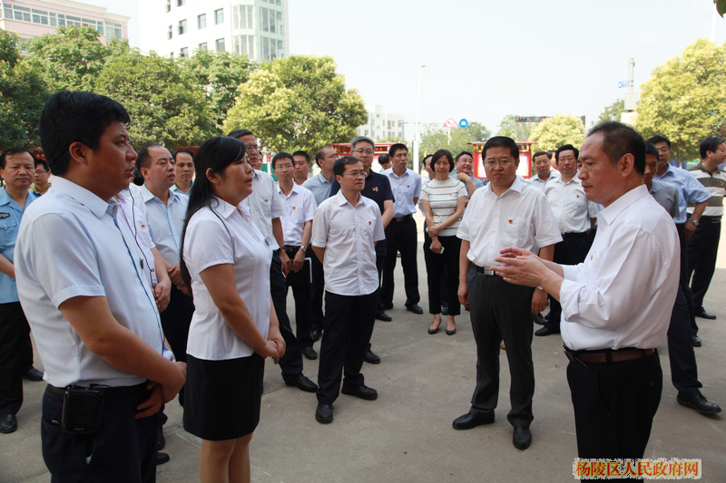 示范区召开“两学一做”学习教育暨“四位一体”基层党组织建设现场推进会