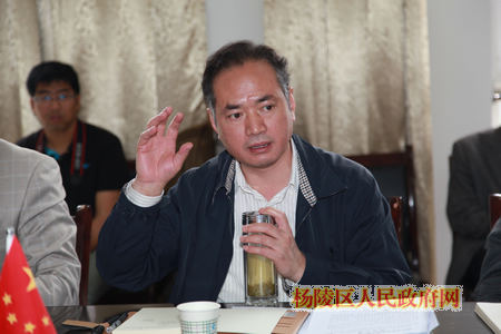 郭社荣在调研指导杨陵区教育实践活动时强调：认识再提高  措施再强化 确保教育实践活动取得实效