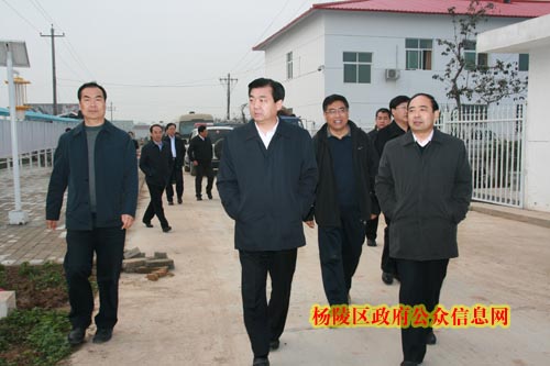 维坊市代表团参观杨凌现代农业示范园区
