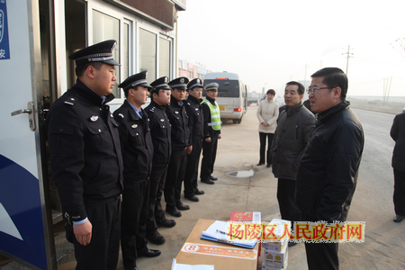 我区领导慰问春节期间坚守一线工作人员