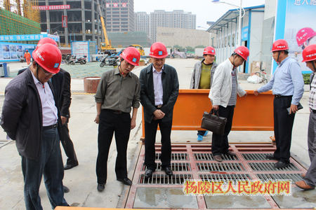 我区领导带队赴西安参观学习文明施工和市容管理工作