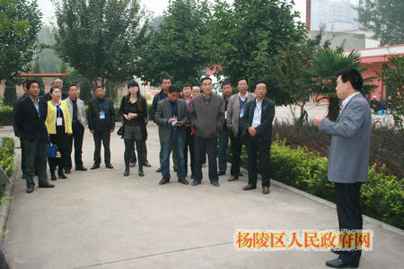 我区举办第五期公民代表走进区政府活动