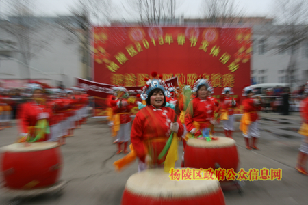 锣鼓欢腾舞出我区人民精气神