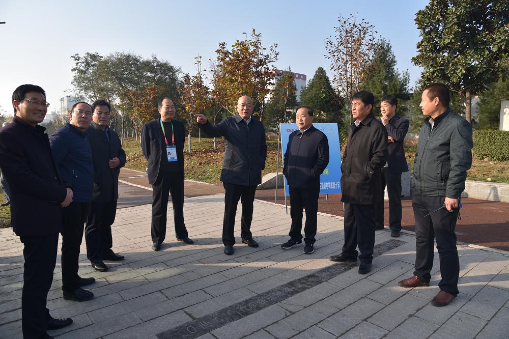蒋展宏带队检查农高会工作时强调：要时刻把安全放在首位，越是最后时期，越不能松懈！