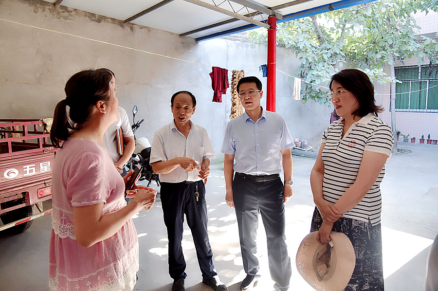 李婧在调研示范区农村人居环境整治工作时强调：规划先行 因地制宜 打造新时代乡村振兴引领示范区