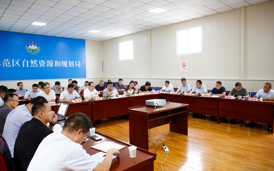 李朝喜带队赴示范区自然资源和规划局对接协调城改项目